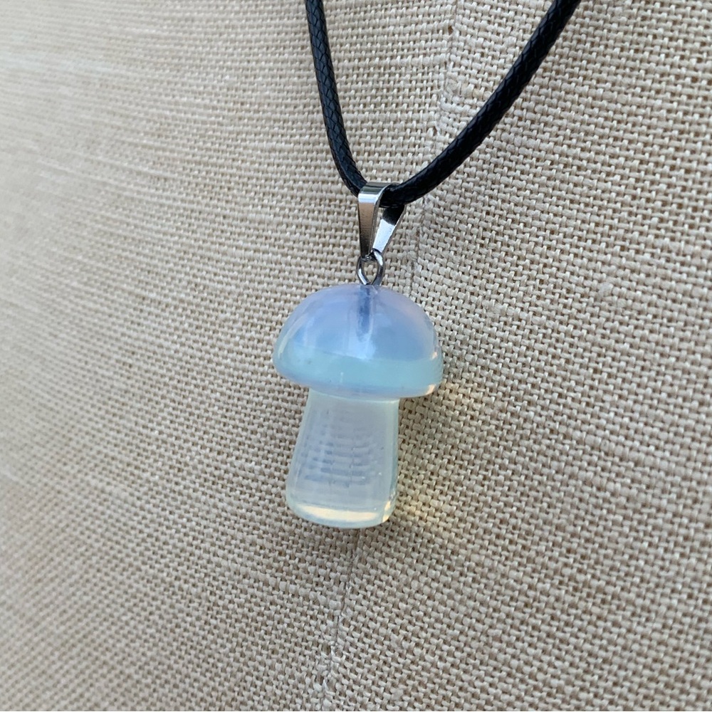 Handmade Genuine Stone Mushroom Amulet Necklace - Picture 10 of 12